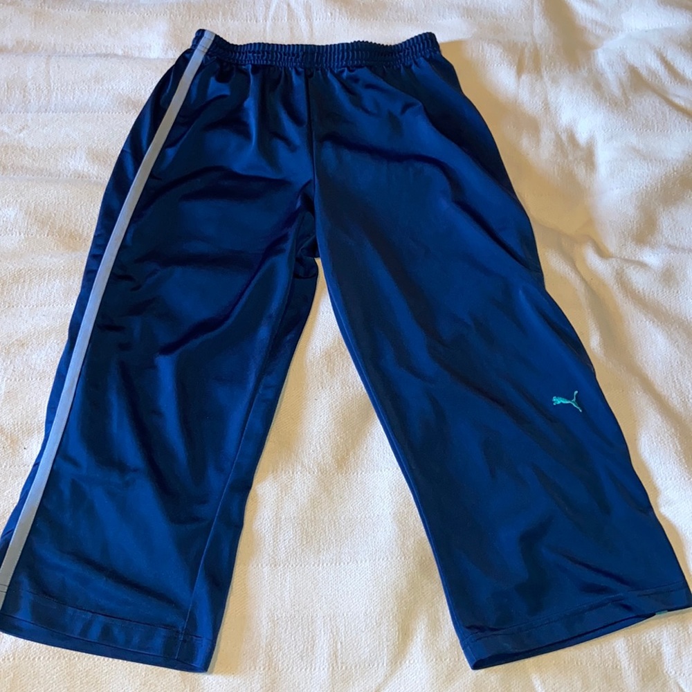 Puma size medium Capri style pants